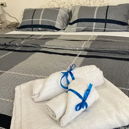 La Scaletta Sul Mare Di Wifi E Disney+ Apartman Pizzo