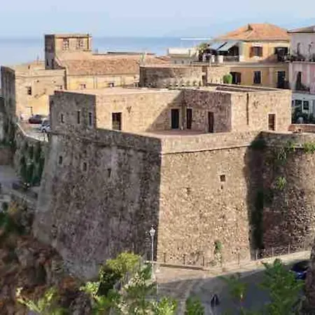 La Scaletta Sul Mare Di Wifi E Disney+ Apartment Pizzo (Calabria)