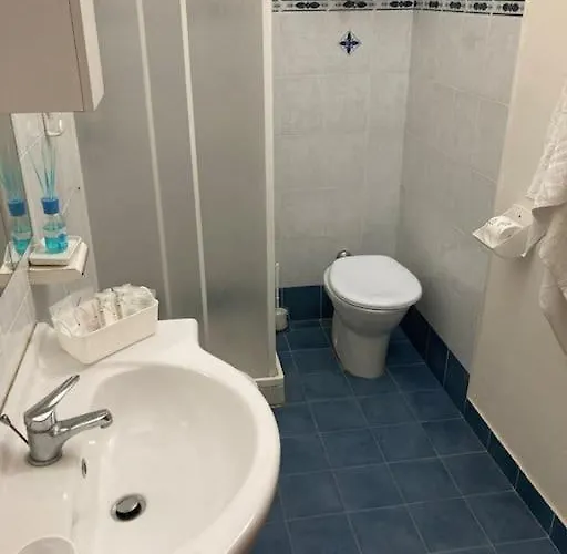 La Scaletta Sul Mare Di Wifi E Disney+ * Pizzo (Calabria)